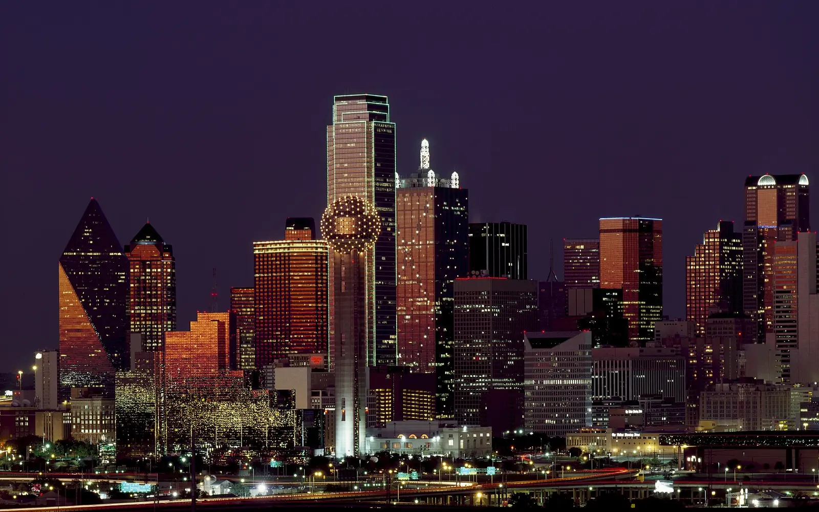 Reunion Tower in Dallas